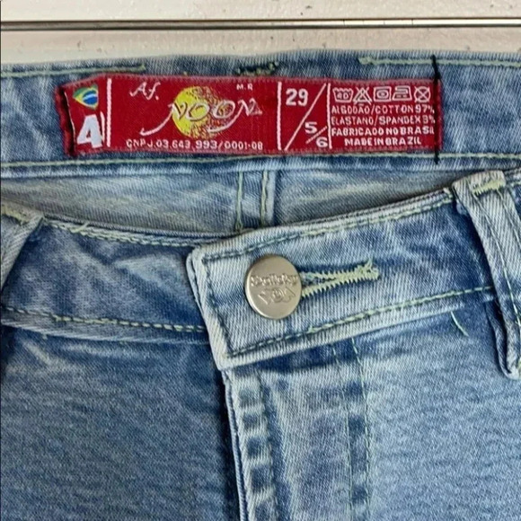 Noon 5/6 distressed‎ embroidered stretch blue jeans - Picture 4 of 7